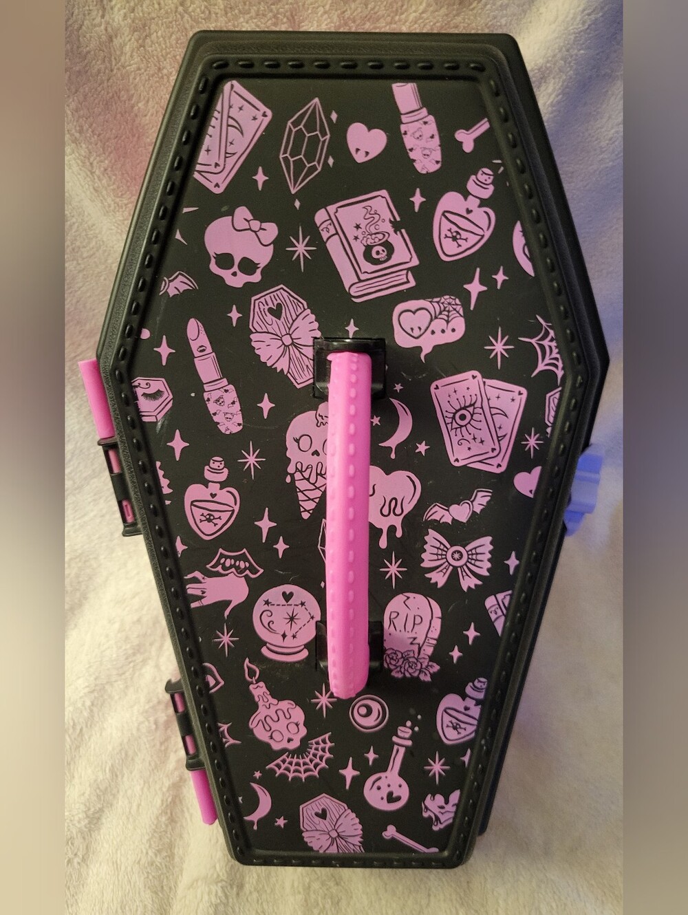 Monsters INC coffin Organizer. Make Up, School